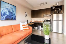 SE 19th [Asylum] 102 (1428)