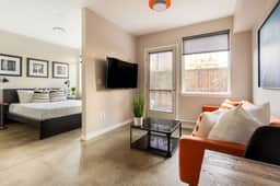 SE 19th [Asylum] 102 (1428)