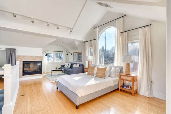 SE Belmont 1 (915) Small