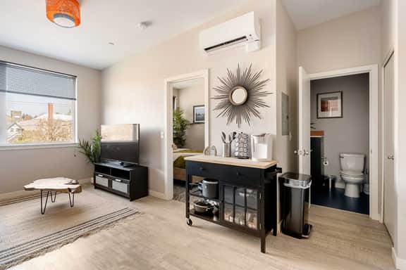 SE 19th [Asylum] 304 (1428)