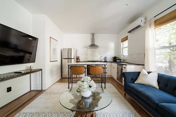 NW 23rd [Pomeroy] (1605)