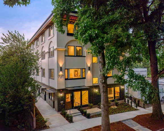 NE 23rd D (925)